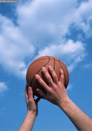 米娜聊起前同事，直言周姐被恋爱迷双眼，网友：这都什么上古传说